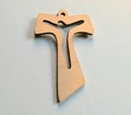 4cm, kulta puukrusifiksi