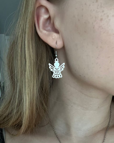 Hopeanv&auml;riset enkelikorvakorut