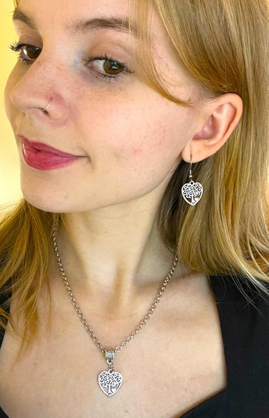 El&auml;m&auml;npuu korusetit