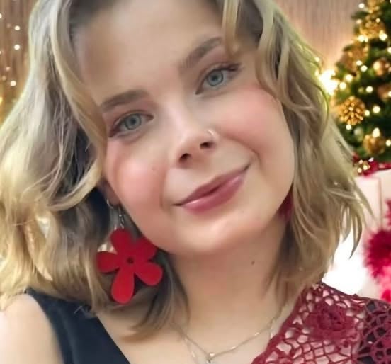 UNIKKO puukorvakorut 5,5cm