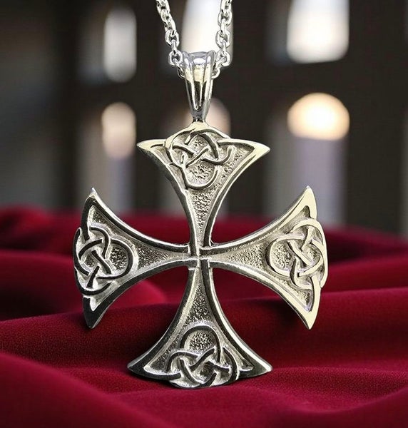 Maltan risti kaulakoru 4cm