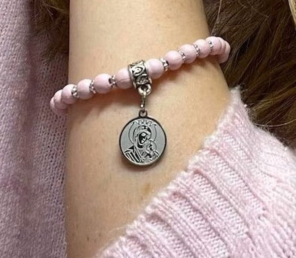 &Auml;iti Maria rannekoru