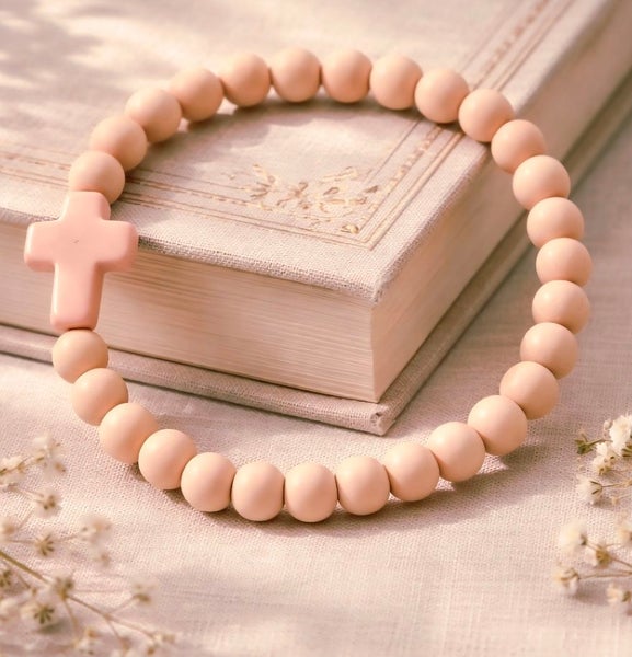 Puuhelmi ristirannekoru (kiinte&auml; risti)