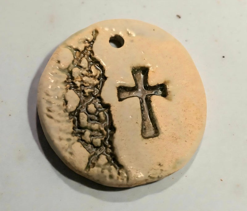 3,5cm &ndash; keraaminen irtoristi, lakattu (Uniikki 13)