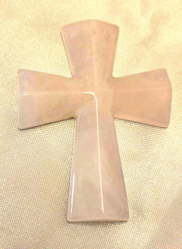 5cm vaalea ruusukvartsi kiviristi