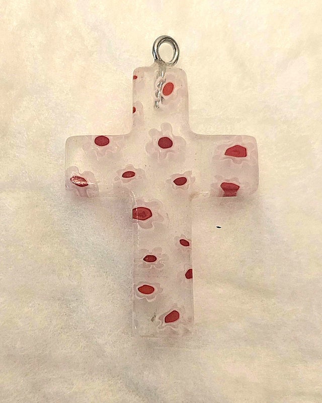 Millefiori kirkas punaiset kukat lasiristi