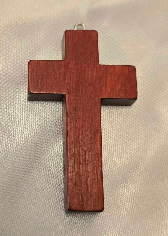 6cm, punaruskea puuristi