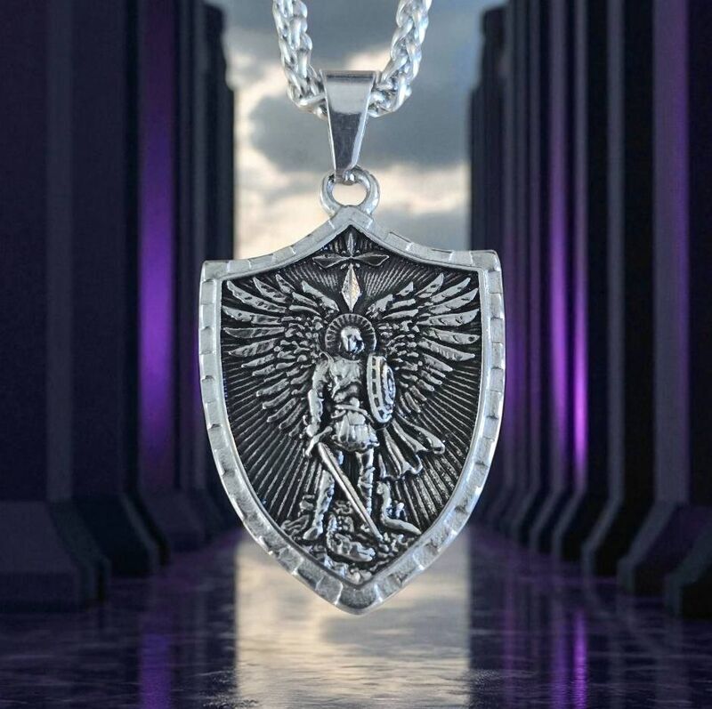 Mikael ter&auml;skaulakorut 4cm x 2,5cm