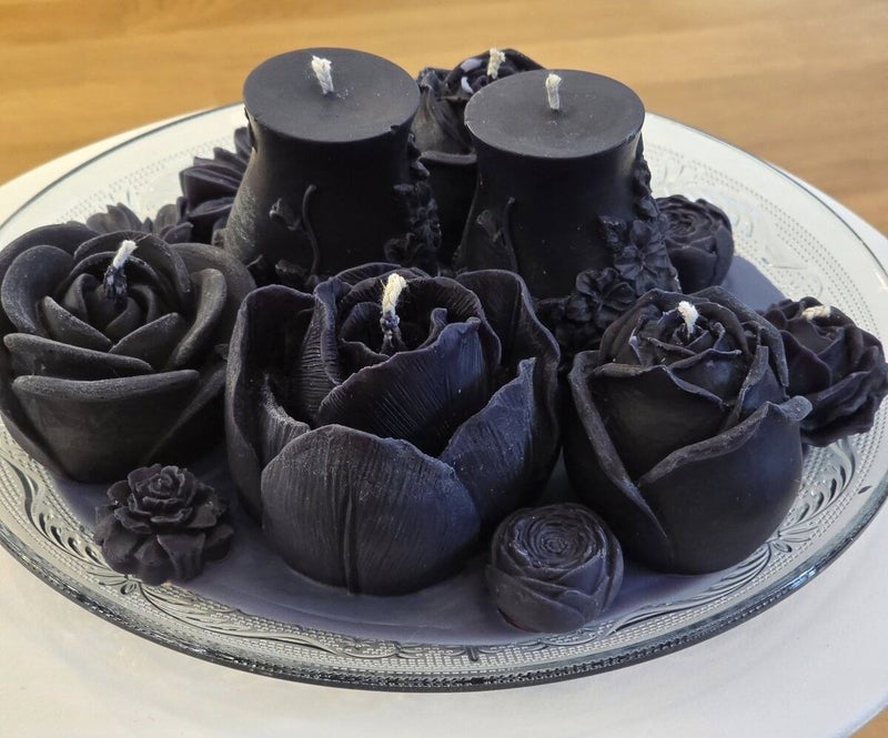 Muistojen valo &ndash; musta kynttil&auml;asetelma kuva 4