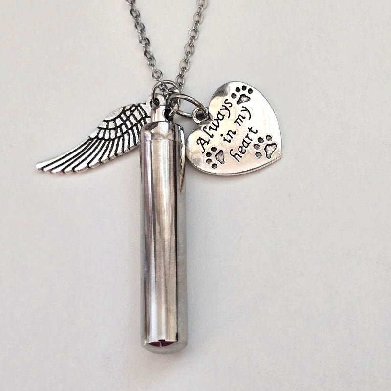 Muistokoru 2: 4,5cm x 1,0cm