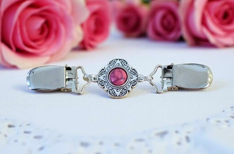 Vaaleanpunainen kuvioitu