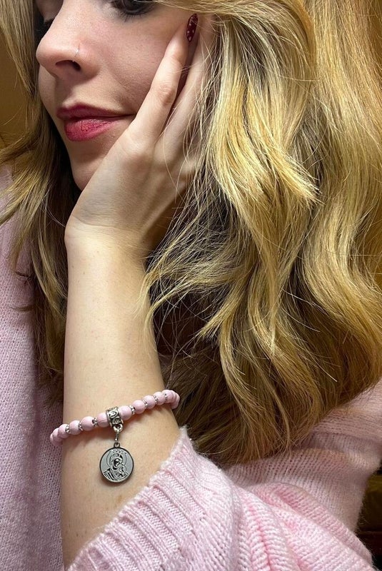 &Auml;iti Maria rannekoru