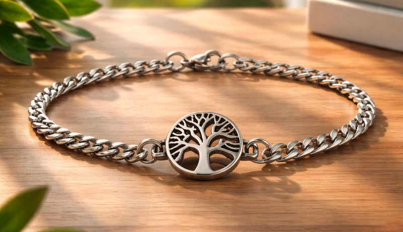 El&auml;m&auml;npuu rannekoru ter&auml;sketjussa