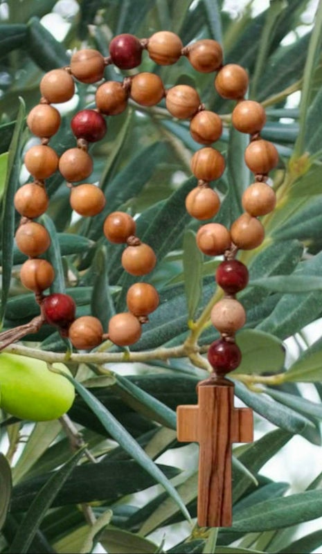 Luterilainen (protestanttinen) rukousnauha oliivipuuhelmist&auml;