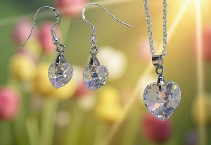 Revontulen v&auml;rit Aurora Boreale AB kristallisyd&auml;n korvakorusetit