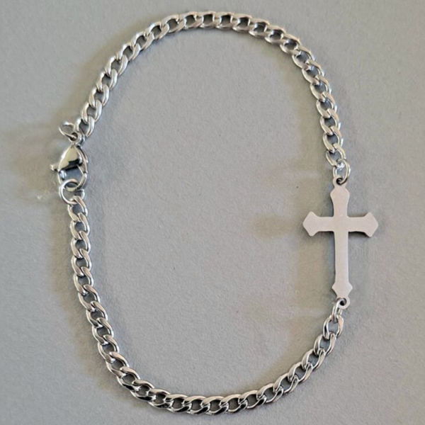 SUOSIKKI: Ter&auml;sristi rannekoru